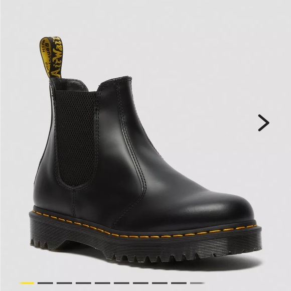 Dr Martens 2976 smooth leather Chelsea boot men’s sz 12 black - Picture 1 of 5
